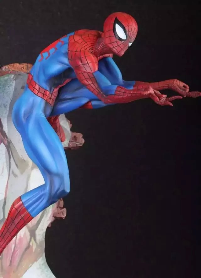Jouets fous Marvel incroyable Spiderman Avengers PVC figurine à collectionner modèle jouets