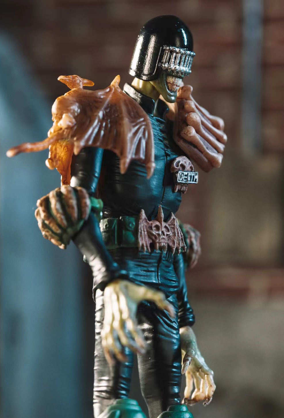 Judge Dredd figurine articulée Judge Death 